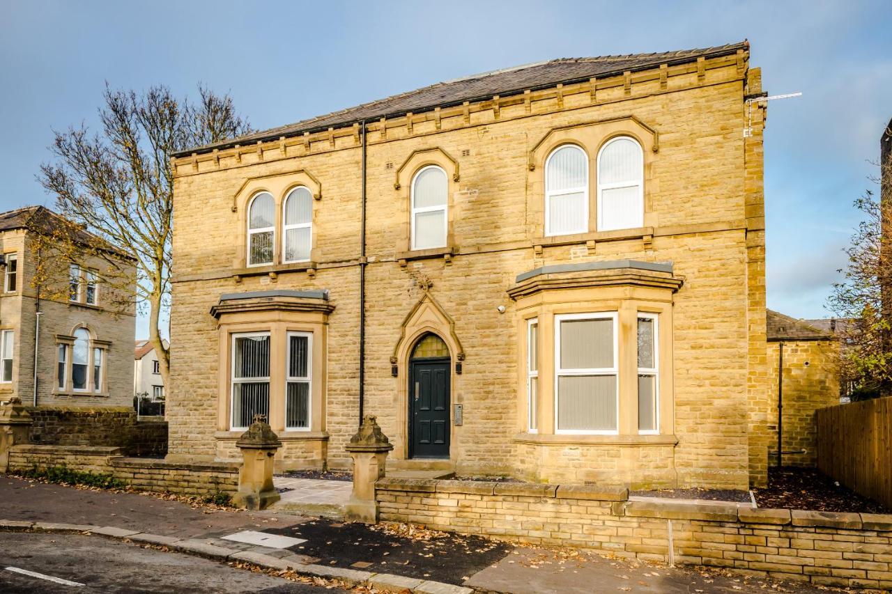 Greenhead Central Huddersfield Buitenkant foto
